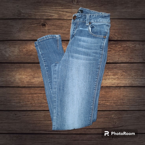 1822 Denim Denim - 1822 Denim Skinny Jean Size 26/2